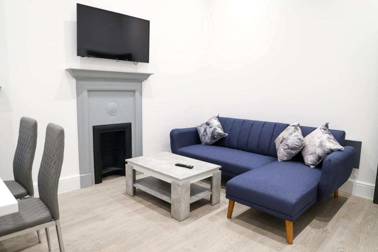 16 Queen Avenue City Centre Serviced Apartment W Free Parking Liverpool Exteriör bild